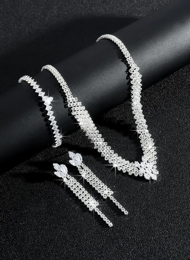 تايك تو طقم مجوهرات 3 قطع عقد وسوار وأقراط منمقة